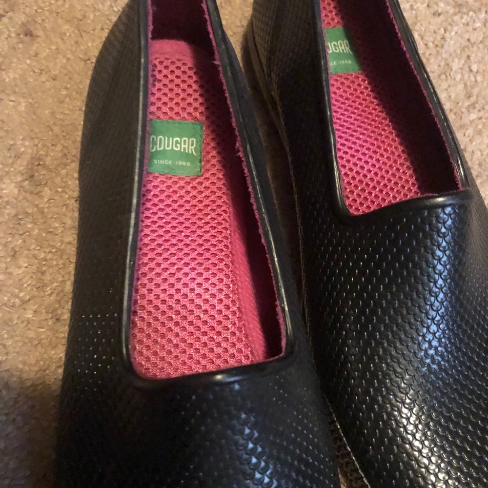 Rain shoes